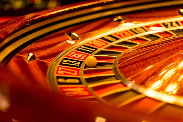 jin hoki game selection showing slots, live casino, and sportsbook options